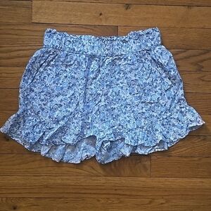 Hollister Floral Ruffle Shorts Size XS